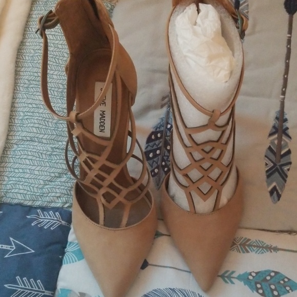 Steve Madden heels - Picture 2 of 2